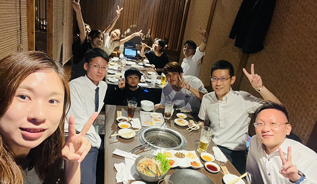 社員旅行のディナー